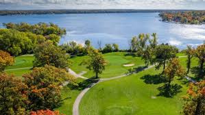 Top-Rated Public Golf Courses in Walworth County